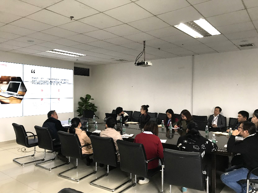 long8金融组织开展新闻通讯员培训班，提升品牌宣传力度