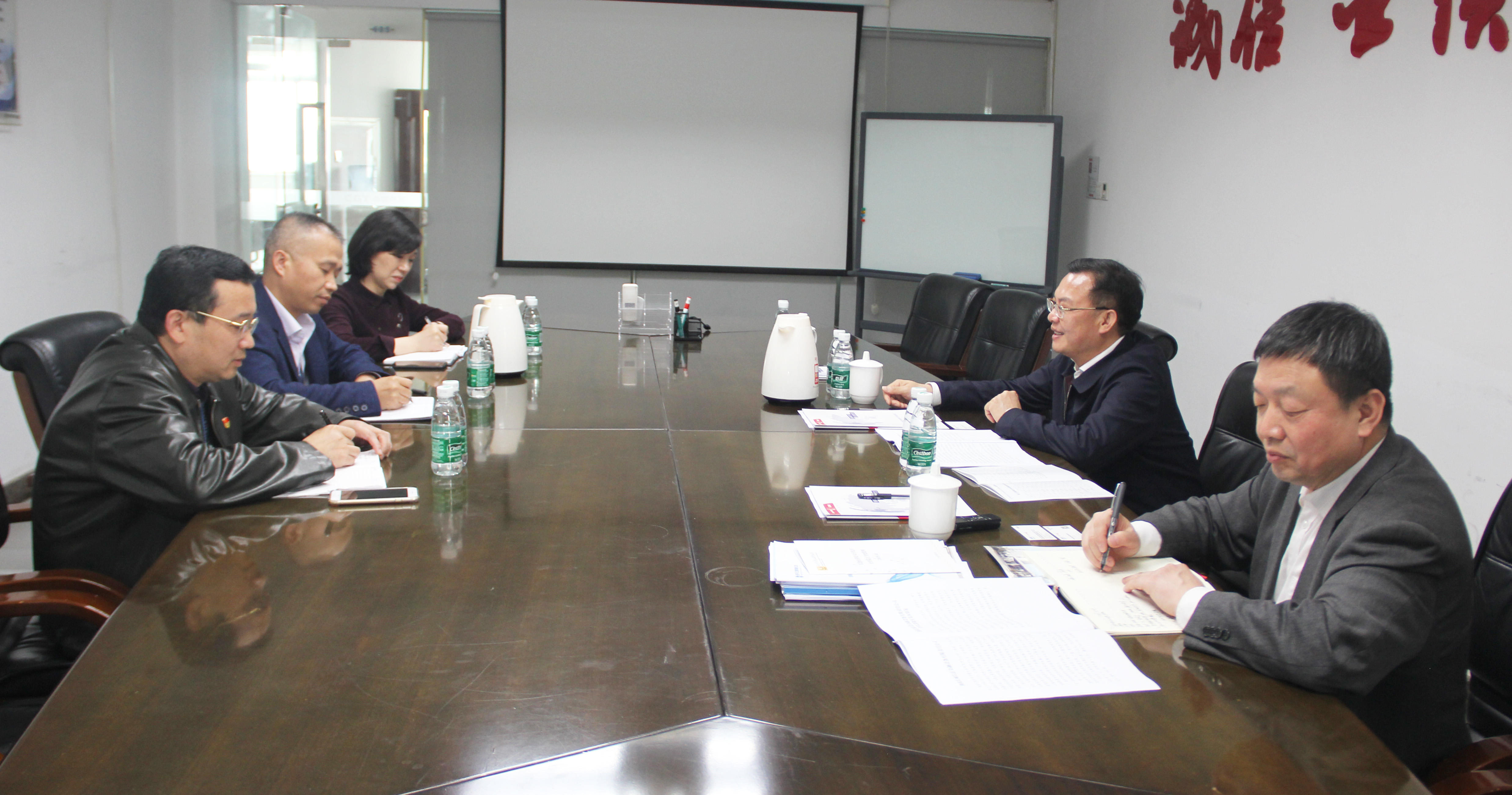 长沙经济技术开发区党工委书记、长沙县委书记沈裕谋莅临中国long8星沙科技园考察调研